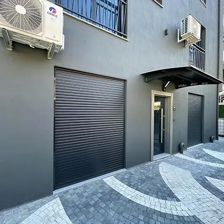 Lotus Apart Apartment